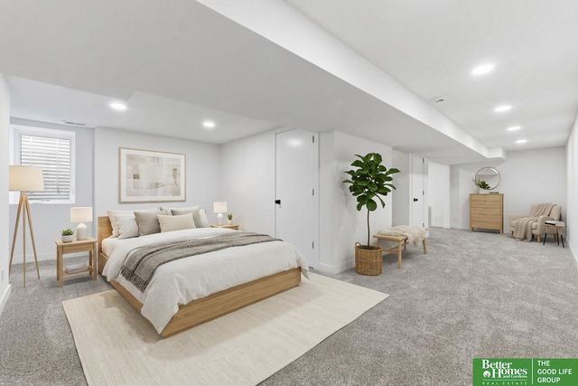 5831 Corby Street, Omaha, NE 68104