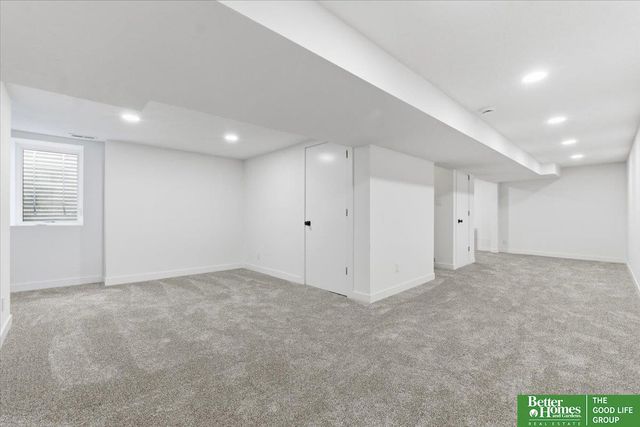 5831 Corby Street, Omaha, NE 68104