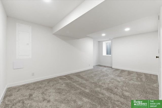 5831 Corby Street, Omaha, NE 68104