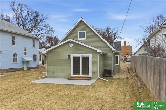 5831 Corby Street, Omaha, NE 68104