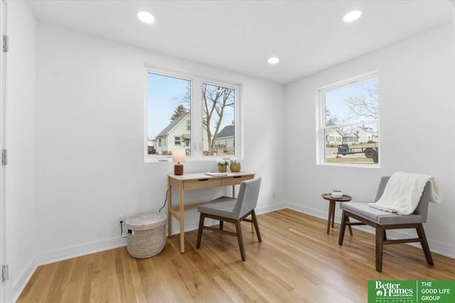 5831 Corby Street, Omaha, NE 68104