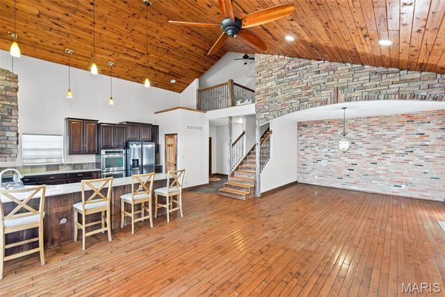 4242 Quirin Road, Smithton, IL 62285