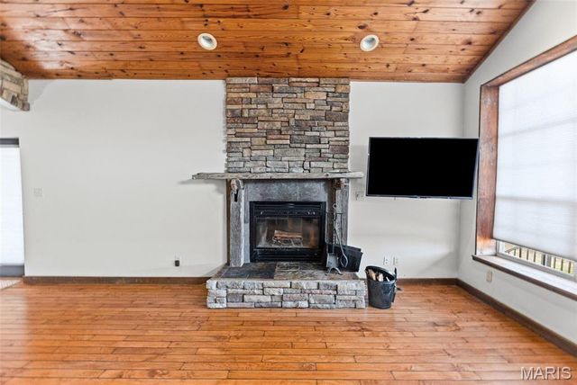 4242 Quirin Road, Smithton, IL 62285