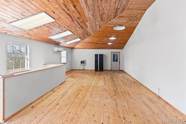 4242 Quirin Road, Smithton, IL 62285