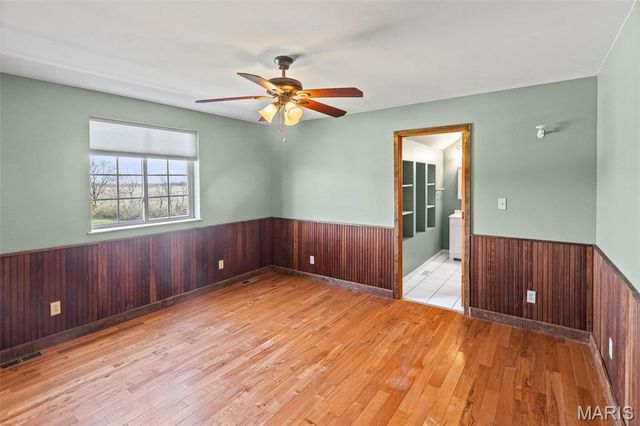 4242 Quirin Road, Smithton, IL 62285