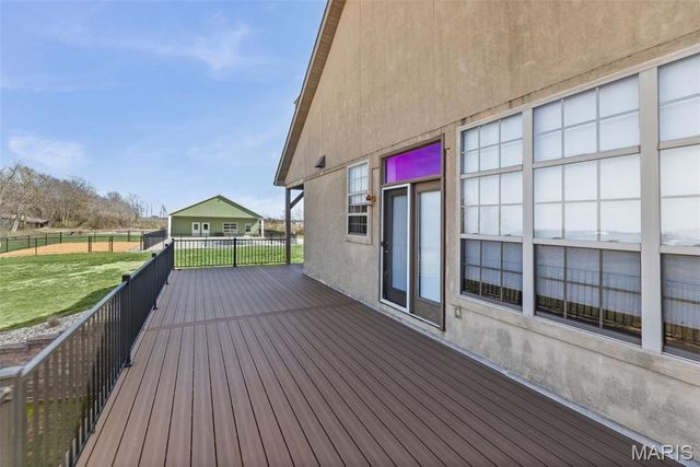 4242 Quirin Road, Smithton, IL 62285