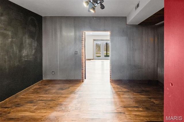 4242 Quirin Road, Smithton, IL 62285