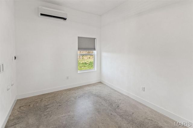 4242 Quirin Road, Smithton, IL 62285