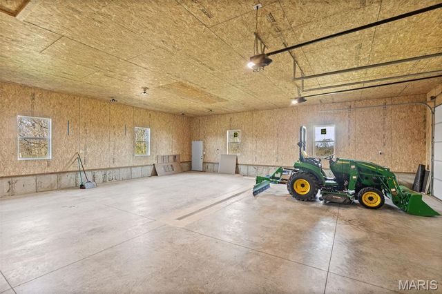 4242 Quirin Road, Smithton, IL 62285