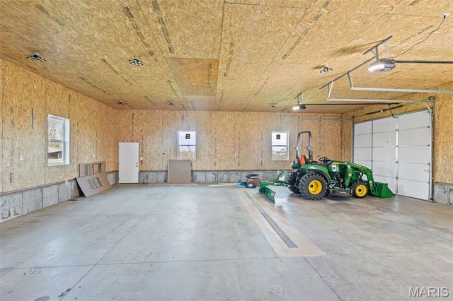 4242 Quirin Road, Smithton, IL 62285