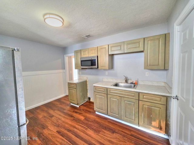 616 WOODBINE Street, Jacksonville, FL 32206