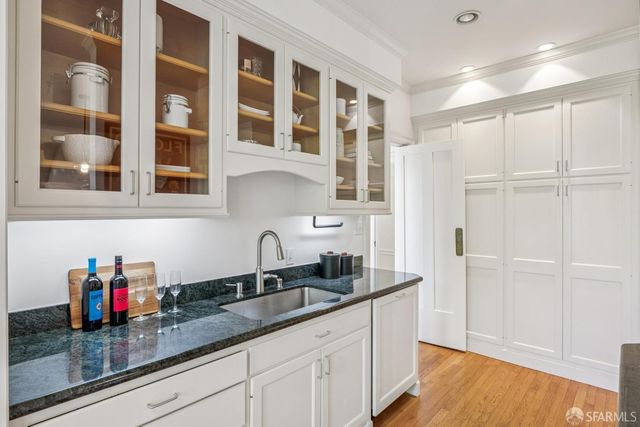 1925 Gough Street 42, San Francisco, CA 94109