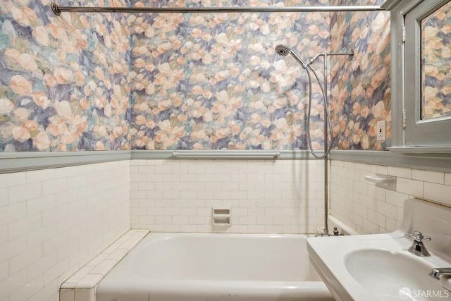 1925 Gough Street 42, San Francisco, CA 94109