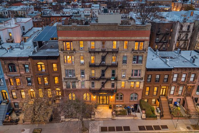 415 9th Street # 53, New York City, NY 11215