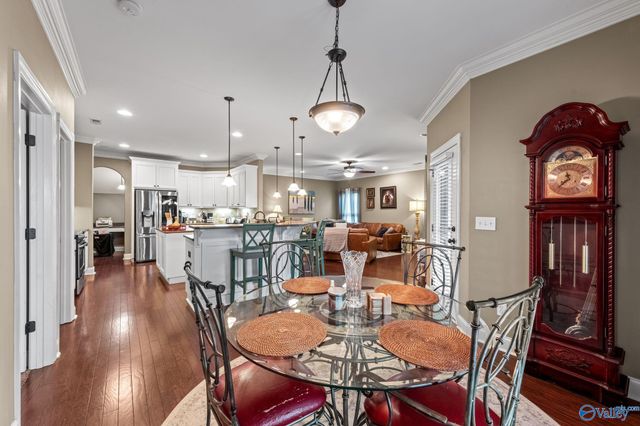 17 Walnut Cove Boulevard SW, Huntsville, AL 35824