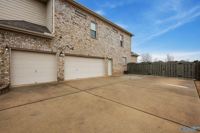 17 Walnut Cove Boulevard SW, Huntsville, AL 35824