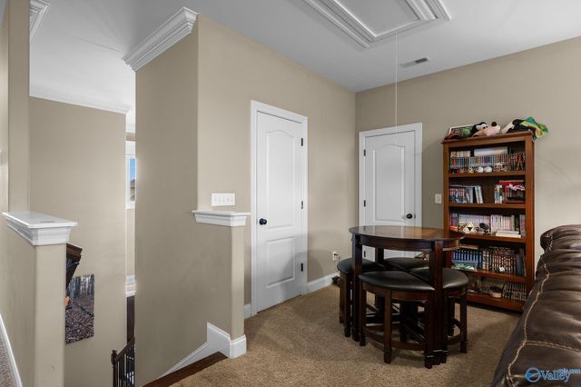 17 Walnut Cove Boulevard SW, Huntsville, AL 35824