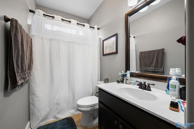 17 Walnut Cove Boulevard SW, Huntsville, AL 35824