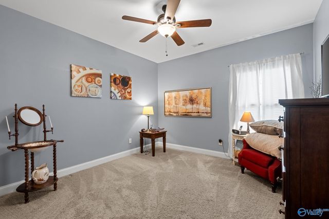 17 Walnut Cove Boulevard SW, Huntsville, AL 35824