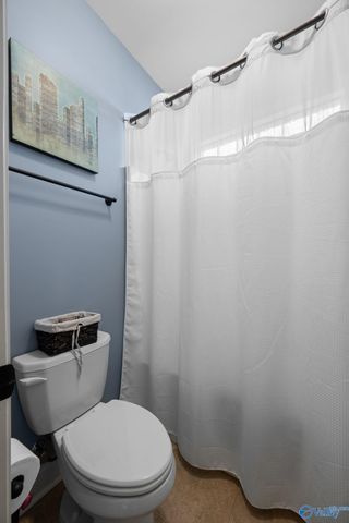 17 Walnut Cove Boulevard SW, Huntsville, AL 35824