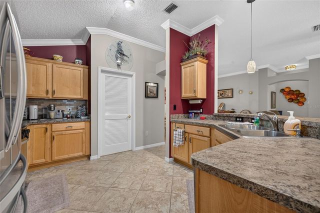 17246 SE 85TH WILLOWICK CIRCLE, The Villages, FL 32162