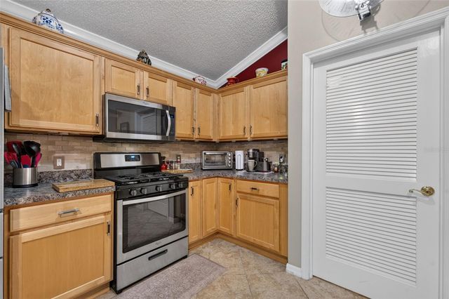 17246 SE 85TH WILLOWICK CIRCLE, The Villages, FL 32162
