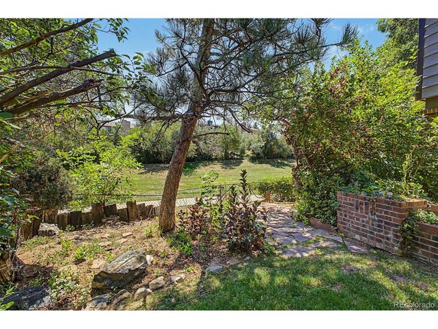 8822 W 79th Ave, Arvada, CO 80005