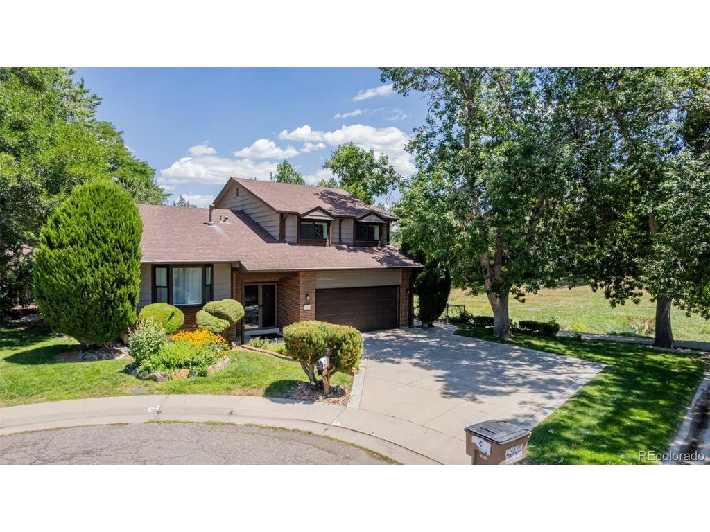 8822 W 79th Ave, Arvada, CO 80005