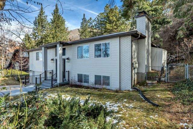 373 S EASTOAKS DR, Fruit Heights, UT 84037