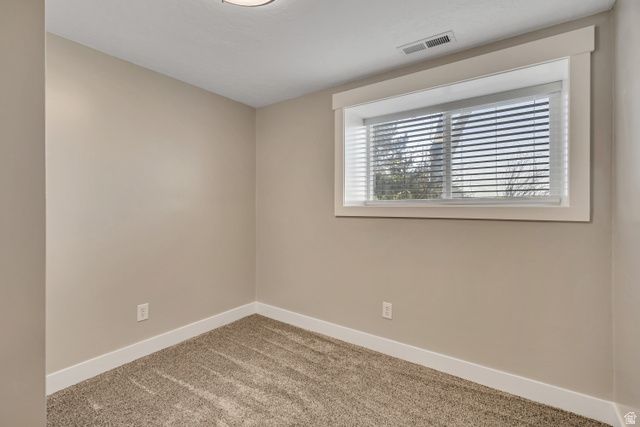 373 S EASTOAKS DR, Fruit Heights, UT 84037