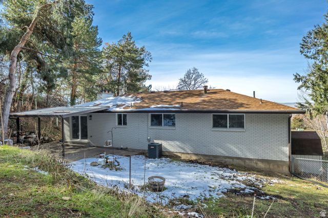 373 S EASTOAKS DR, Fruit Heights, UT 84037