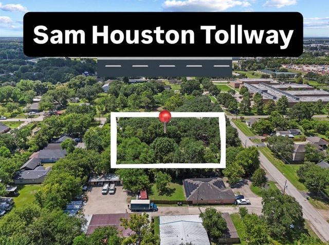 14141 Almeda School Rd Drive, Houston, TX 77047