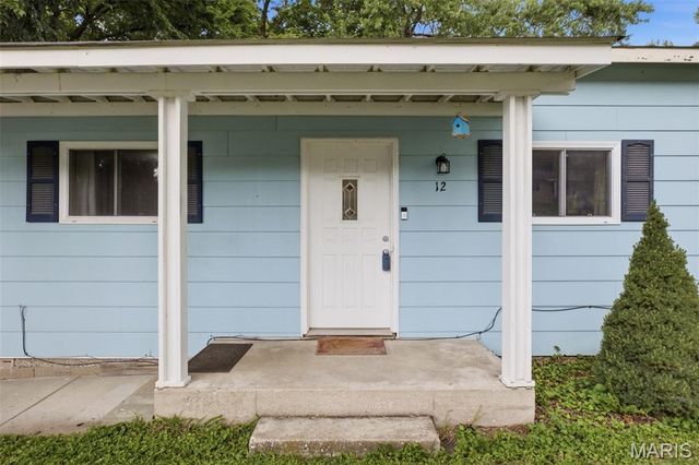 12 Valley Road, St Charles, MO 63303