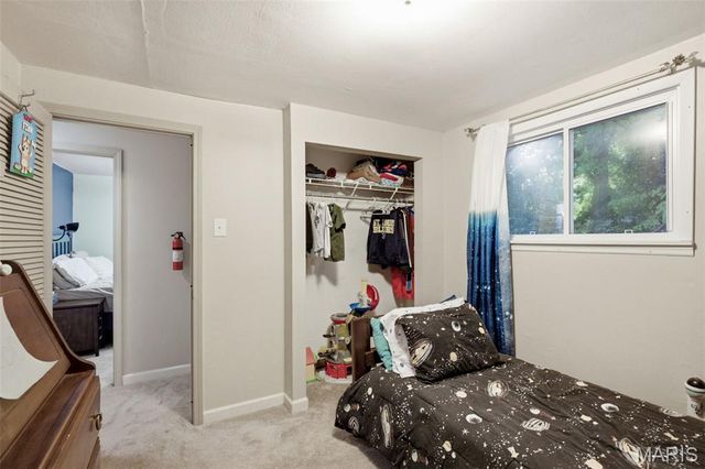 12 Valley Road, St Charles, MO 63303