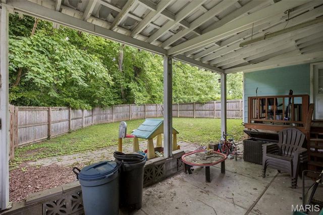12 Valley Road, St Charles, MO 63303