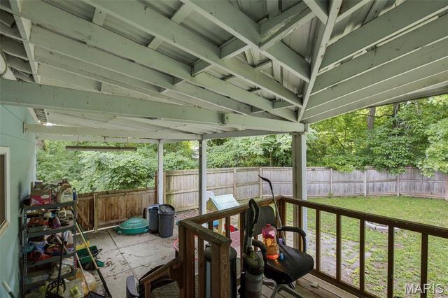 12 Valley Road, St Charles, MO 63303