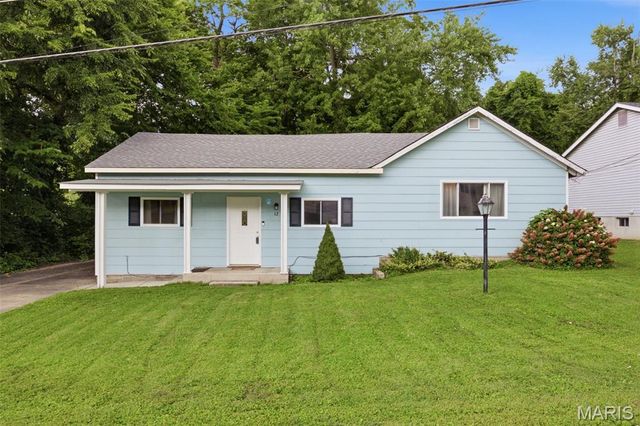 12 Valley Road, St Charles, MO 63303