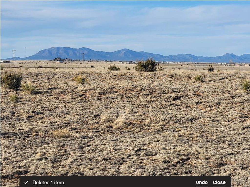 Image 2 of property listing at 217 McNabb Road, Moriarty, NM 87035