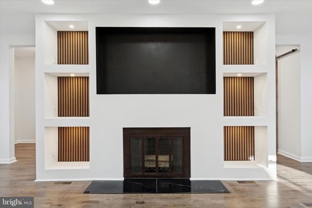 323 DERWYN RD, Drexel Hill, PA 19026