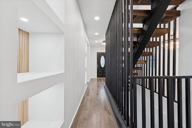 323 DERWYN RD, Drexel Hill, PA 19026