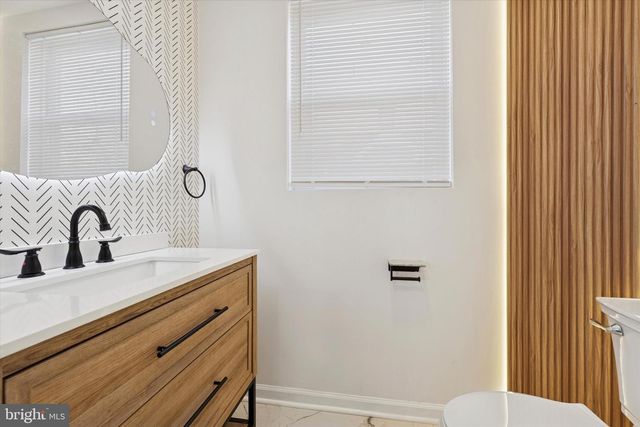 323 DERWYN RD, Drexel Hill, PA 19026