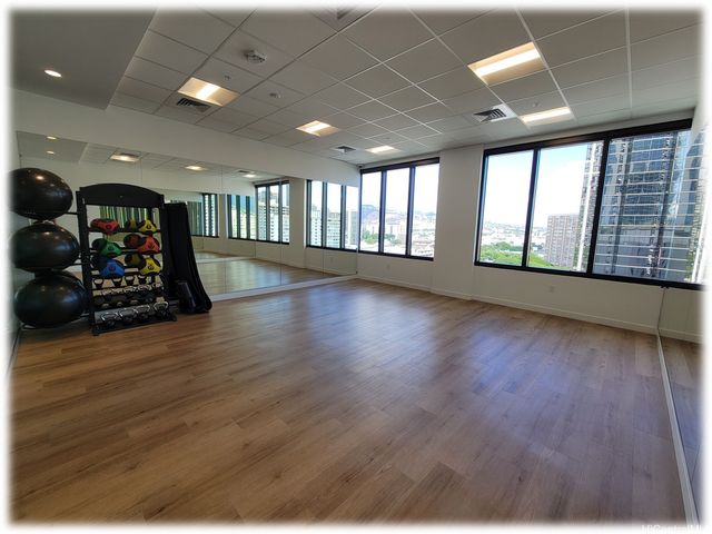 1515 Liona Street 2405, Honolulu, HI 96814