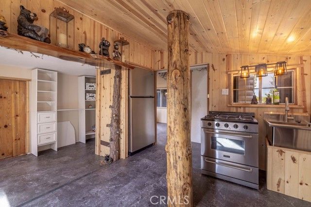 4535 Ironwood, Angelus Oaks, CA 92305