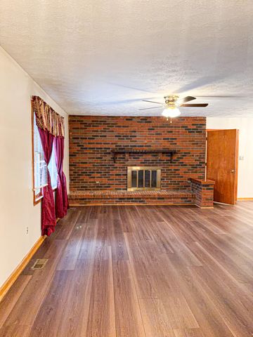 289 Hershel Gabbard Road, Mckee, KY 40447