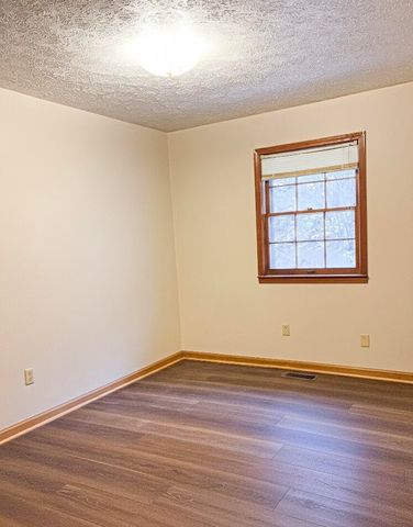 289 Hershel Gabbard Road, Mckee, KY 40447