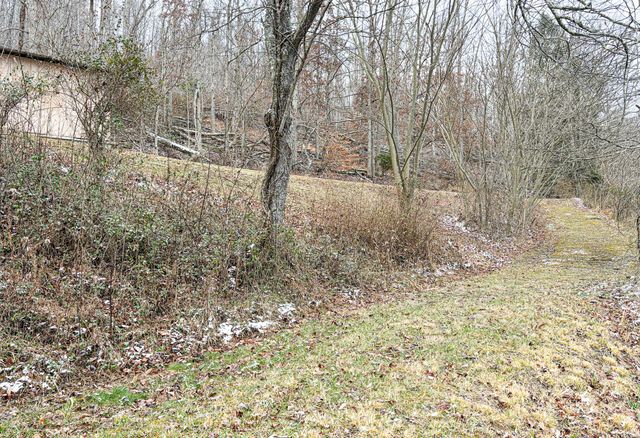 289 Hershel Gabbard Road, Mckee, KY 40447