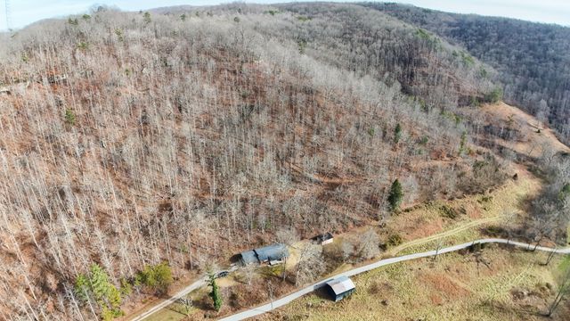 289 Hershel Gabbard Road, Mckee, KY 40447