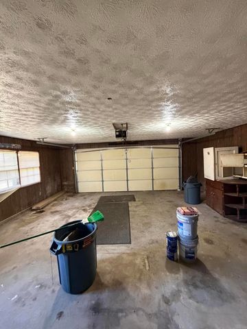 289 Hershel Gabbard Road, Mckee, KY 40447