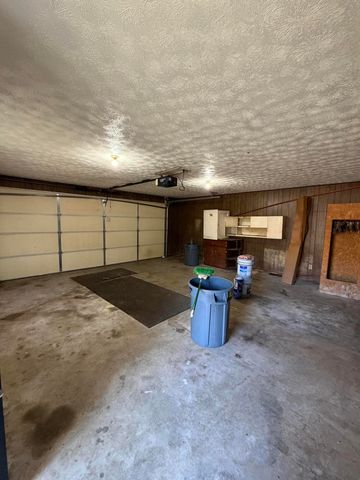 289 Hershel Gabbard Road, Mckee, KY 40447