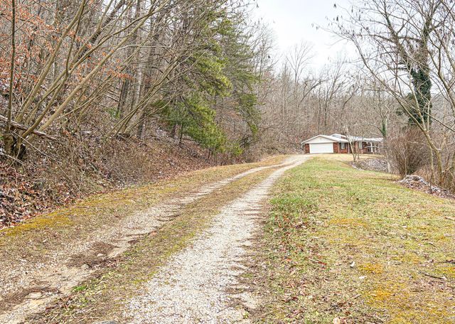 289 Hershel Gabbard Road, Mckee, KY 40447